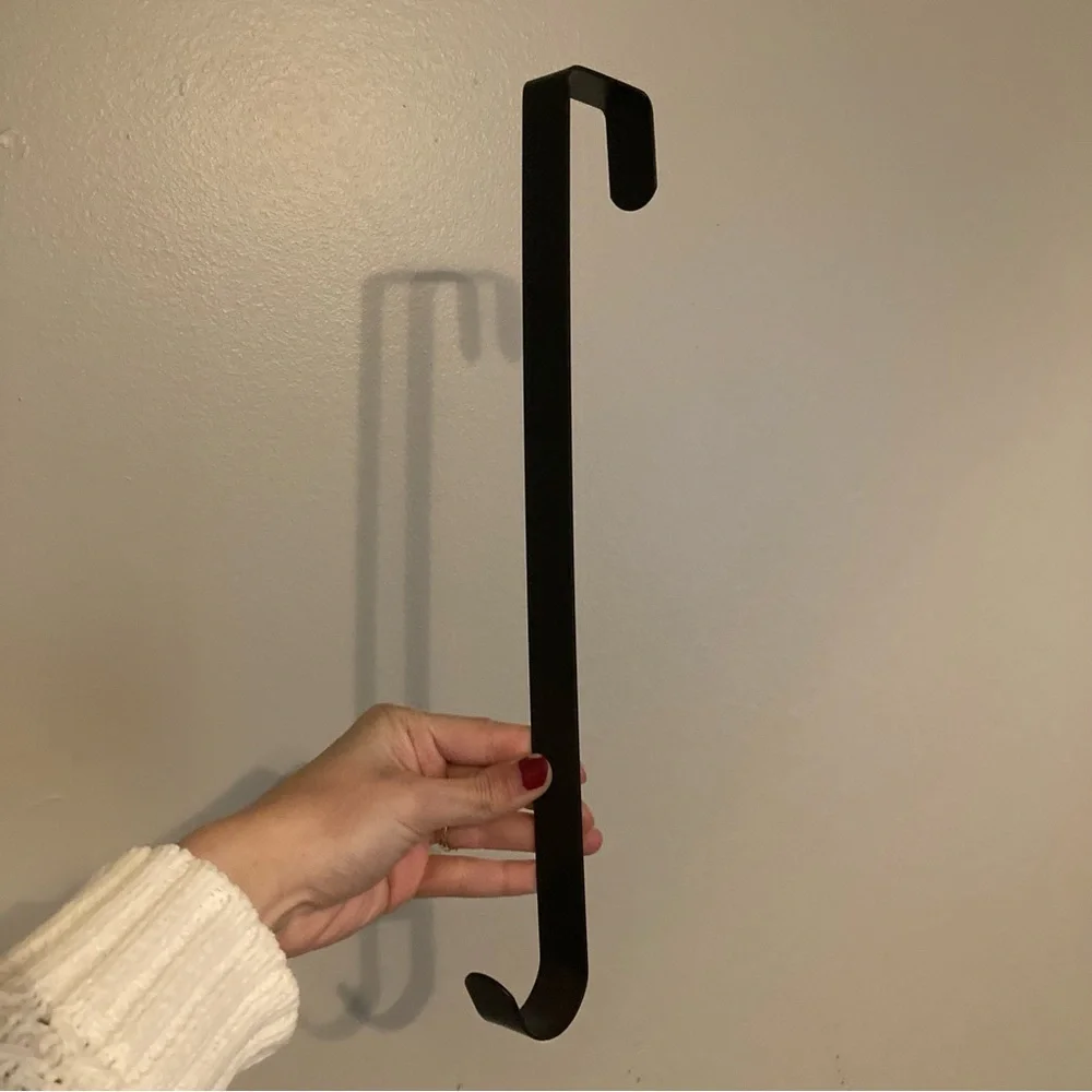4/$10 - NEW Black Wreath Hanger Hook